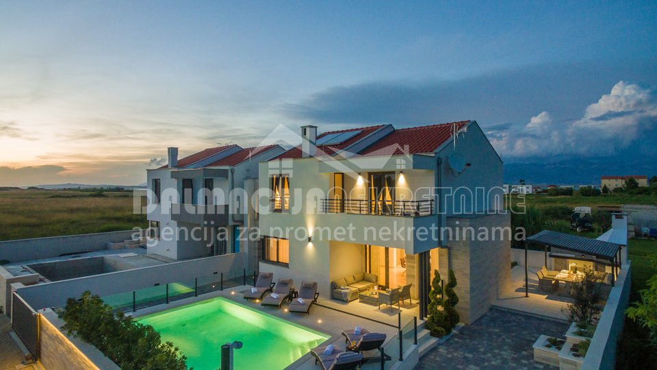 House, 190 m2, For Sale, Privlaka
