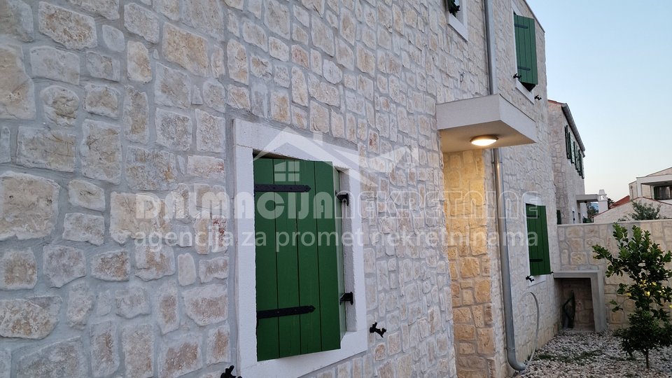 House, 160 m2, For Sale, Privlaka