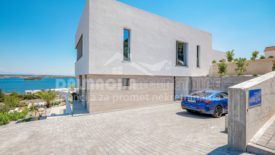 House, 220 m2, For Sale, Pašman
