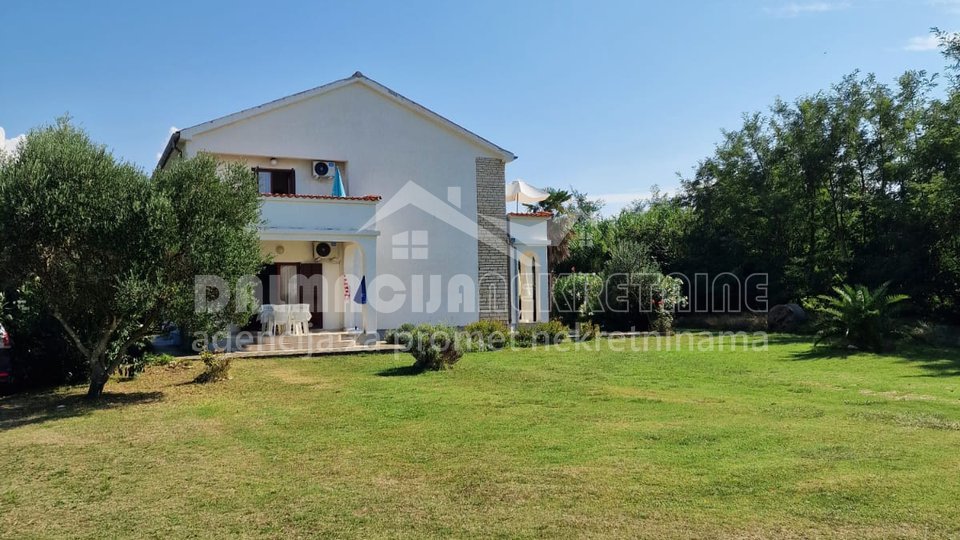 Land, 1400 m2, For Sale, Privlaka