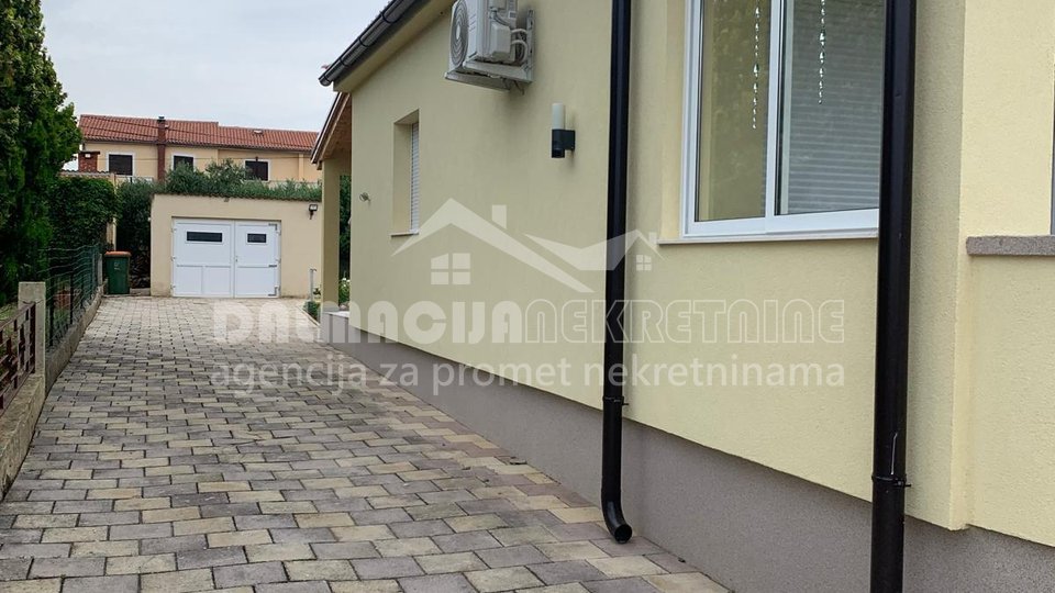 House, 115 m2, For Sale, Privlaka