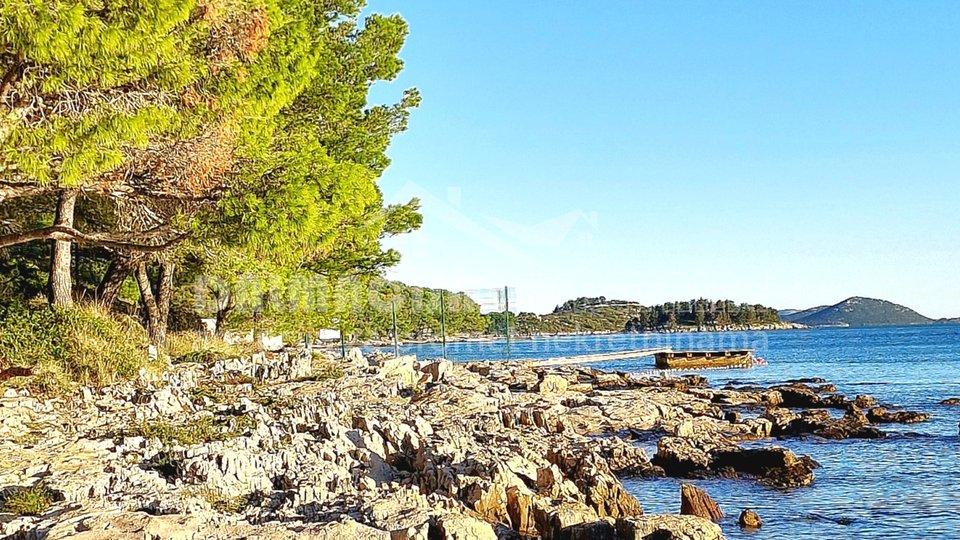 Biograd n/m, Pakoštane, građevinsko zemljište s građevinskom dozvolom