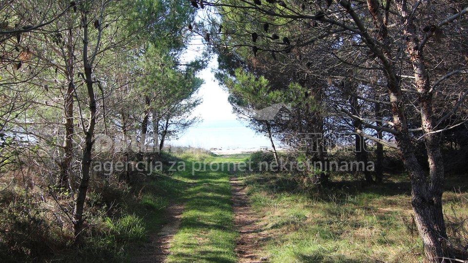 Land, 1030 m2, For Sale, Privlaka